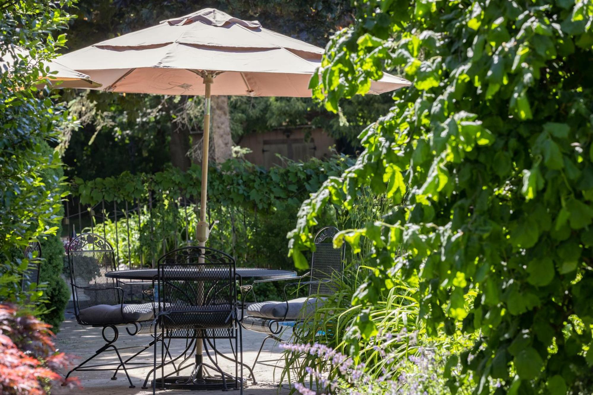 The Villa Bed And Breakfast Westerly Exteriér fotografie